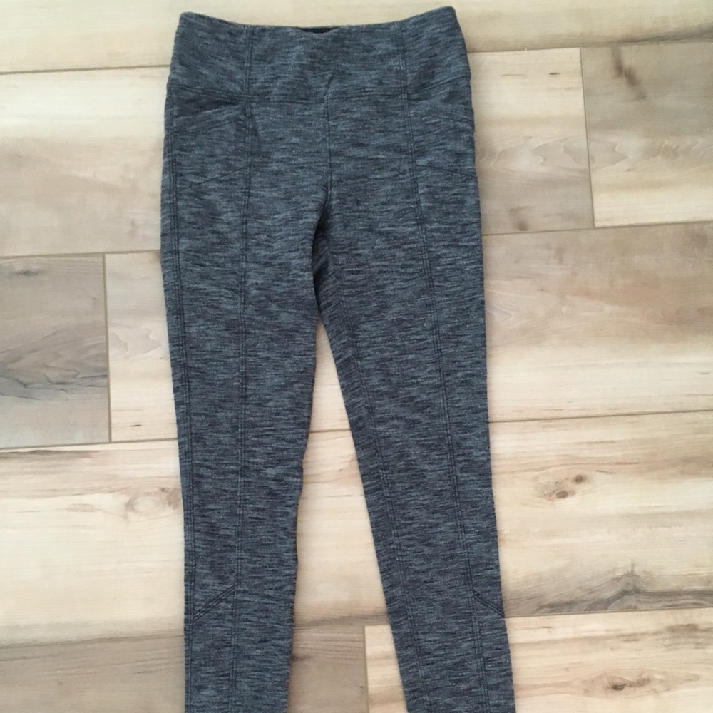 Athleta Girls leggings, excellent used condition